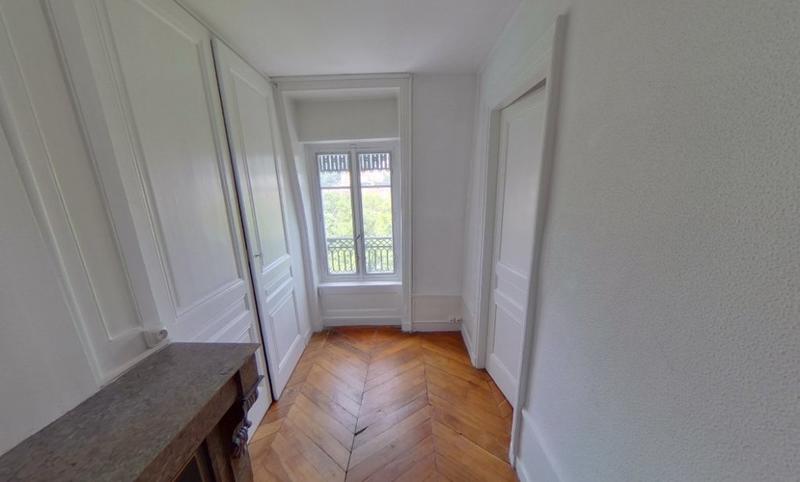 Appartement - 147 m² - 5 pièces