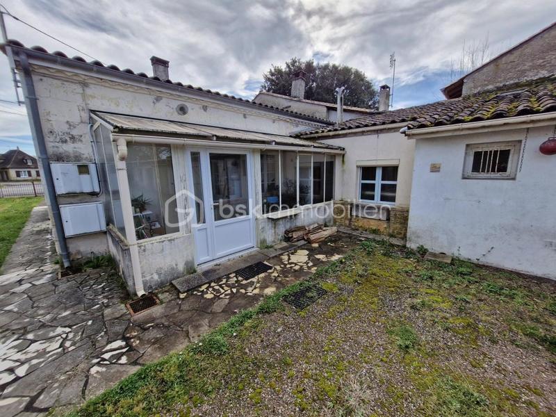 Maison ancienne - 122 m² - 7 pièces