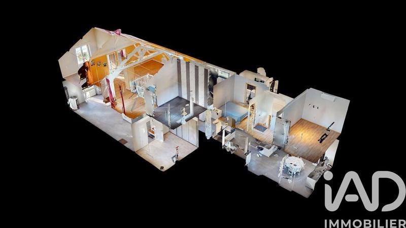 Maison - 237 m² - 9 pièces