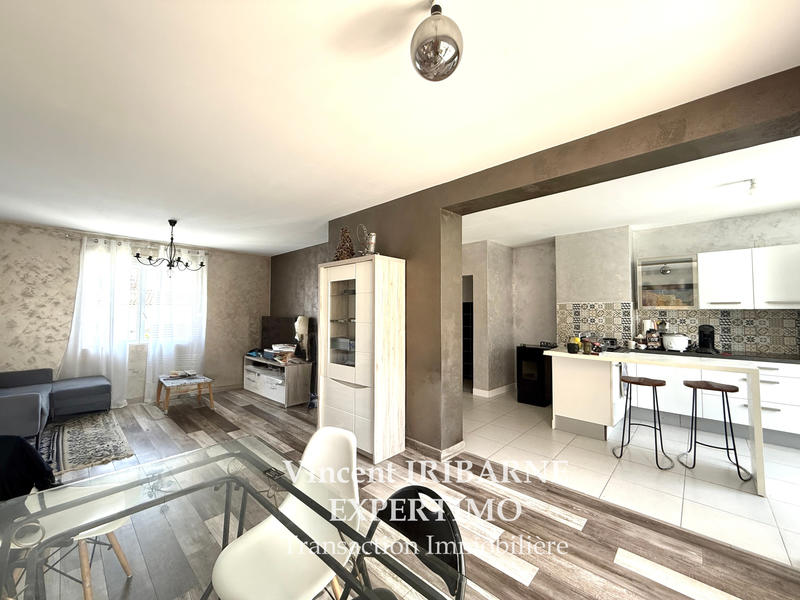 Maison - 139 m² - 6 pièces