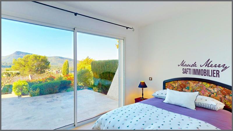 Maison - 130 m² - 3 pièces