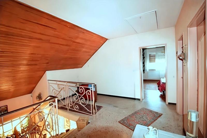 Maison - 178 m² - 6 pièces