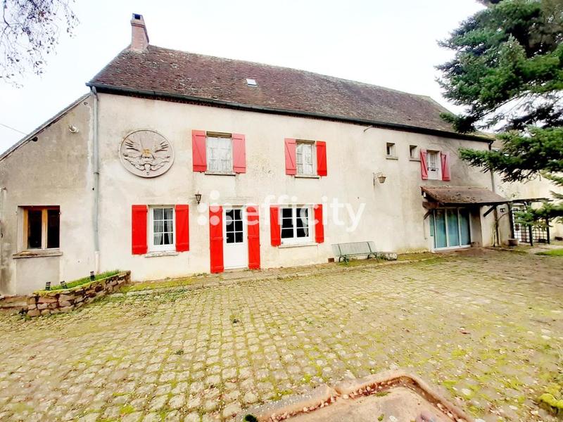 Maison - 319 m² - 10 pièces