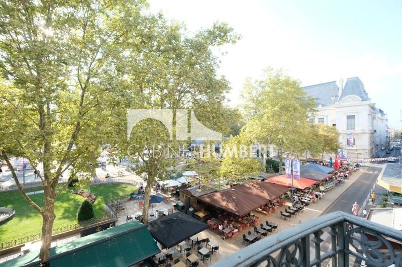 Appartement - 231 m² - 7 pièces