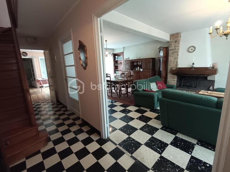 Maison traditionnelle - 107 m² - 4 pièces