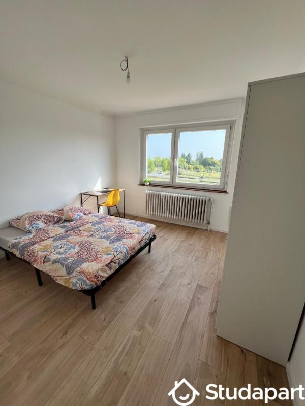Chambre - 9 m² - 1 pièce