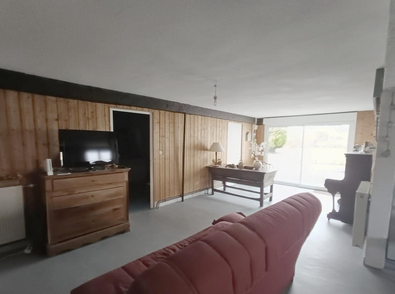 Maison - 260 m² - 9 pièces