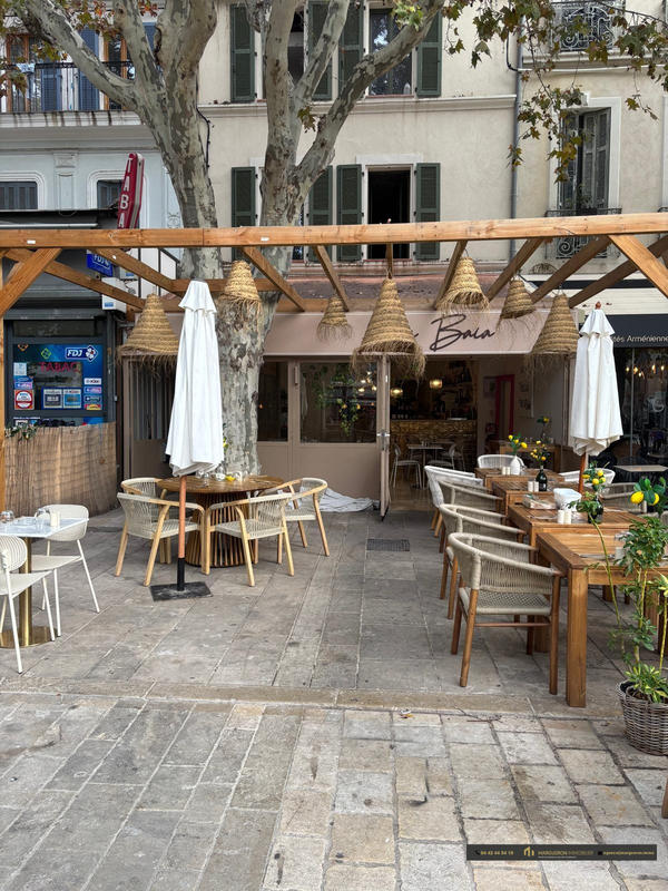 Local commercial - 115 m²