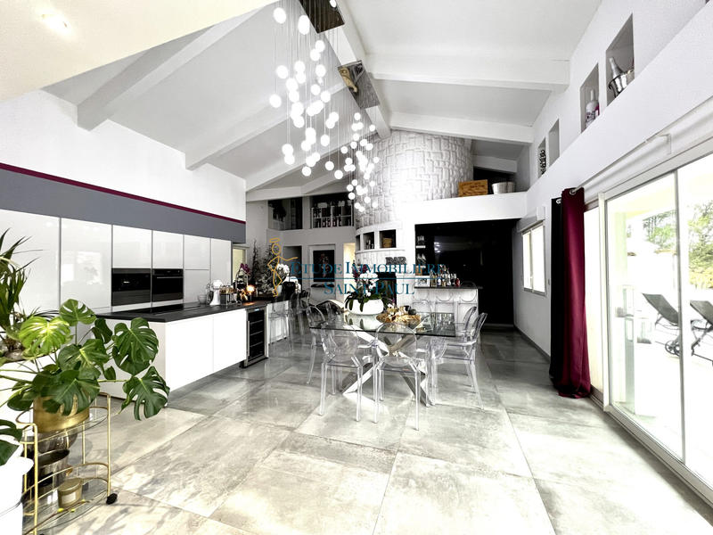 Villa - 145 m² - 5 pièces