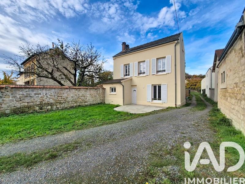 Maison - 92 m² - 4 pièces