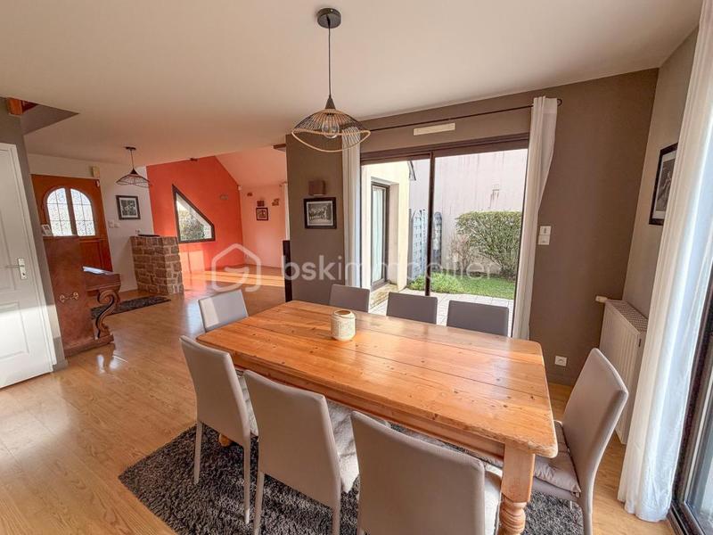 Maison - 102 m² - 5 pièces