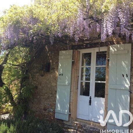 Maison - 375 m² - 8 pièces