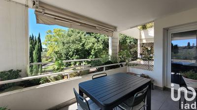 Appartement - 93 m² - 3 pièces