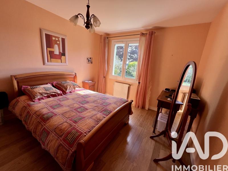 Maison - 92 m² - 5 pièces