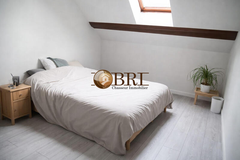 Appartement - 90 m² - 4 pièces