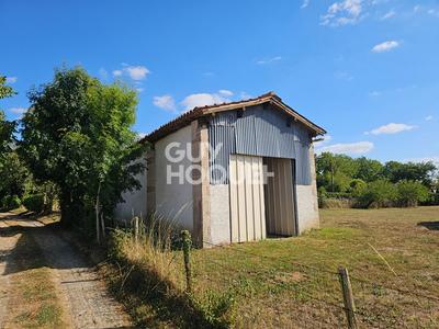 Parking / Garage - 985 m²