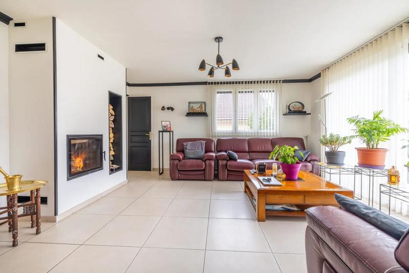 Maison - 190 m² - 7 pièces