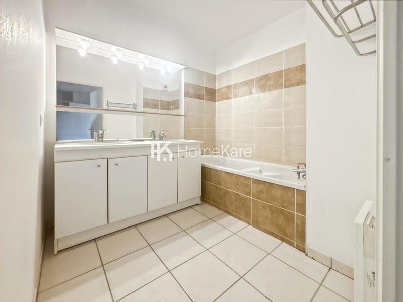 Appartement - 65 m² - 3 pièces