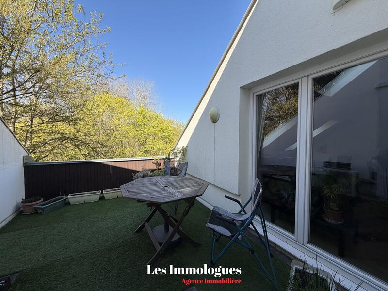 Appartement - 109 m² - 6 pièces