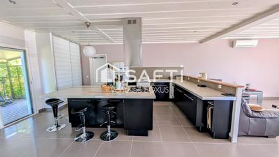 Maison - 141 m² - 5 pièces