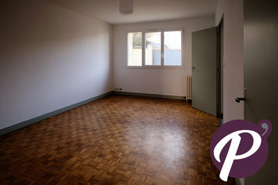 Maison - 85 m² - 3 pièces