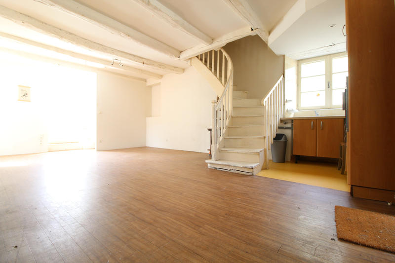 Maison - 106 m² - 8 pièces