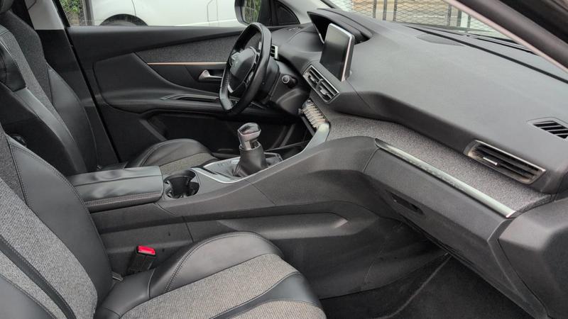 Peugeot 3008 II 2.0 BlueHDi 150 Allure Business