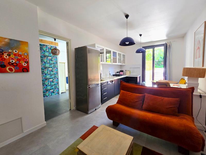 Maison - 189 m² - 6 pièces