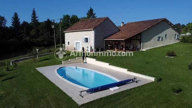 Maison - 135 m² - 5 pièces