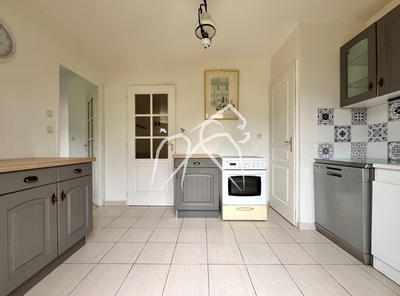 Maison - 87 m² - 4 pièces