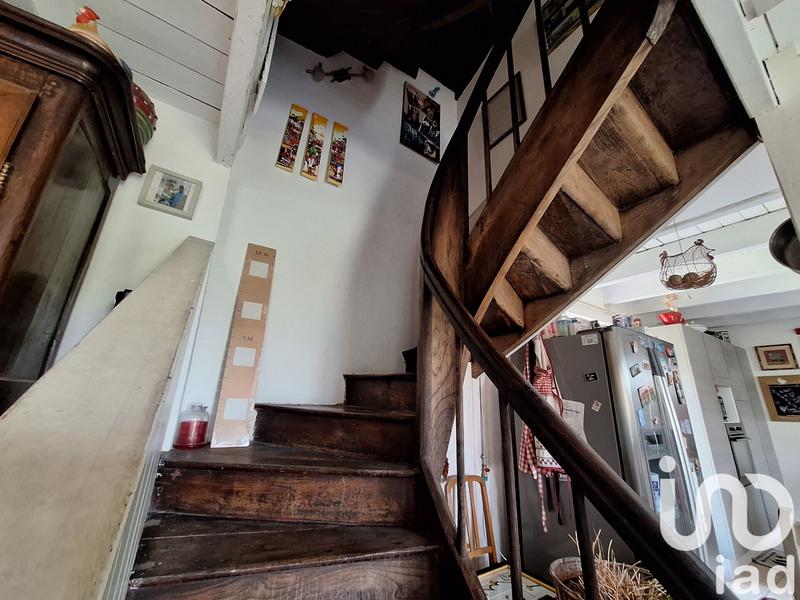 Maison - 280 m² - 11 pièces