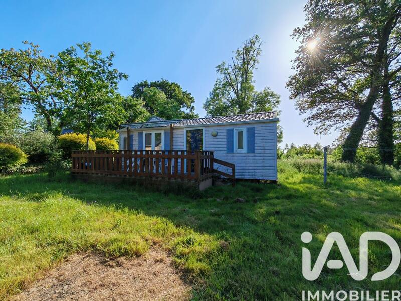 Maison - 240 m² - 1 pièce