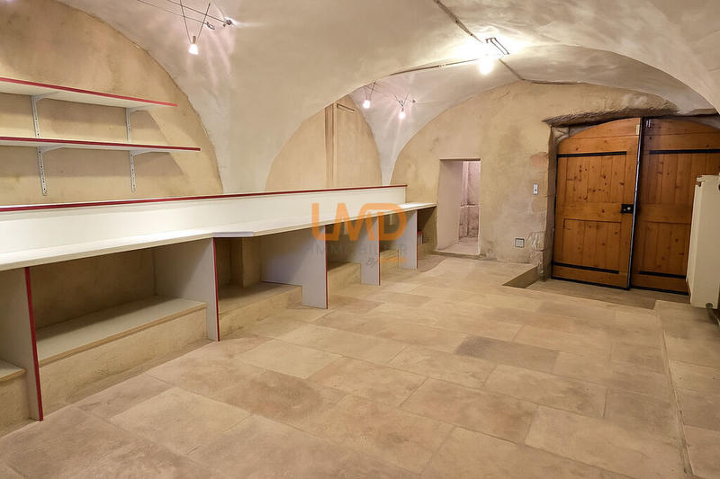 Mas - 190 m² - 8 pièces