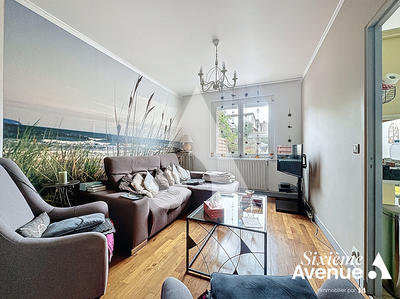 Maison - 133 m² - 6 pièces