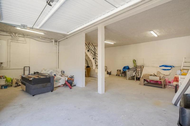 Maison - 110 m² - 6 pièces