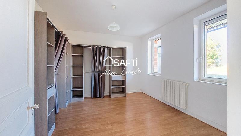 Maison - 138 m² - 5 pièces