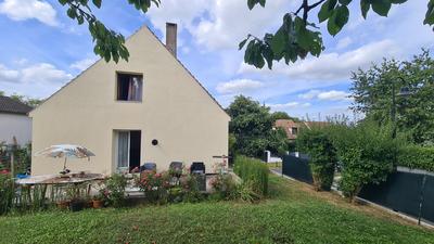 Maison - 121 m² - 6 pièces