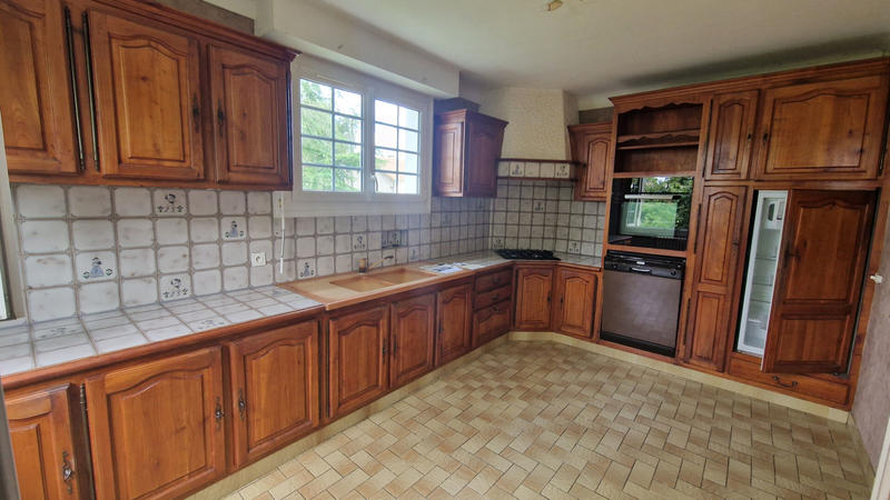 Maison - 188 m² - 10 pièces