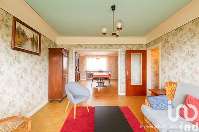 Maison - 111 m² - 6 pièces