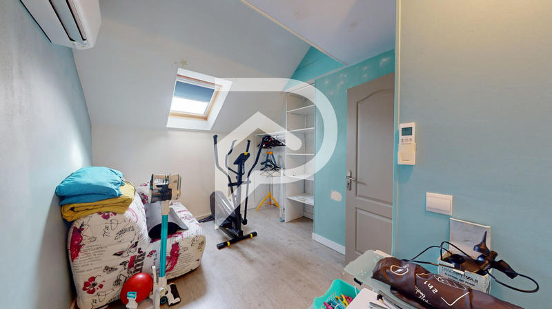 Maison - 86 m² - 5 pièces