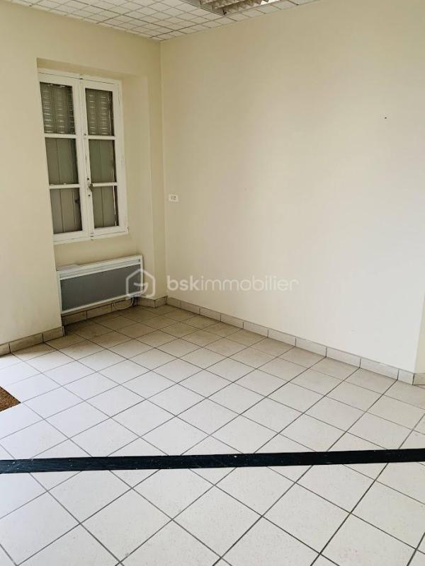 Local commercial - 43 m² - 3 pièces