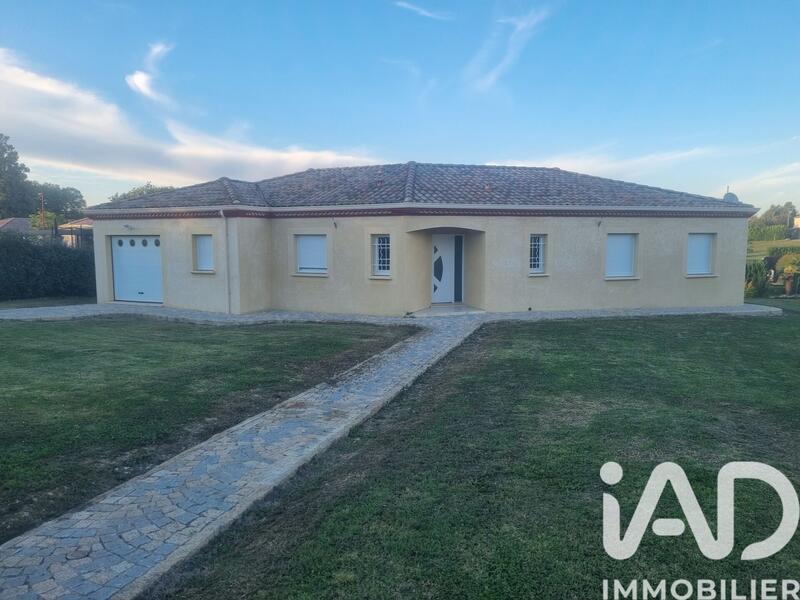 Maison - 140 m² - 5 pièces