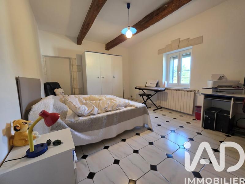 Maison - 246 m² - 6 pièces