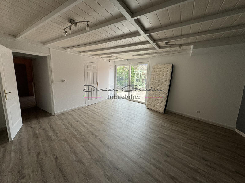 Maison - 166 m² - 7 pièces