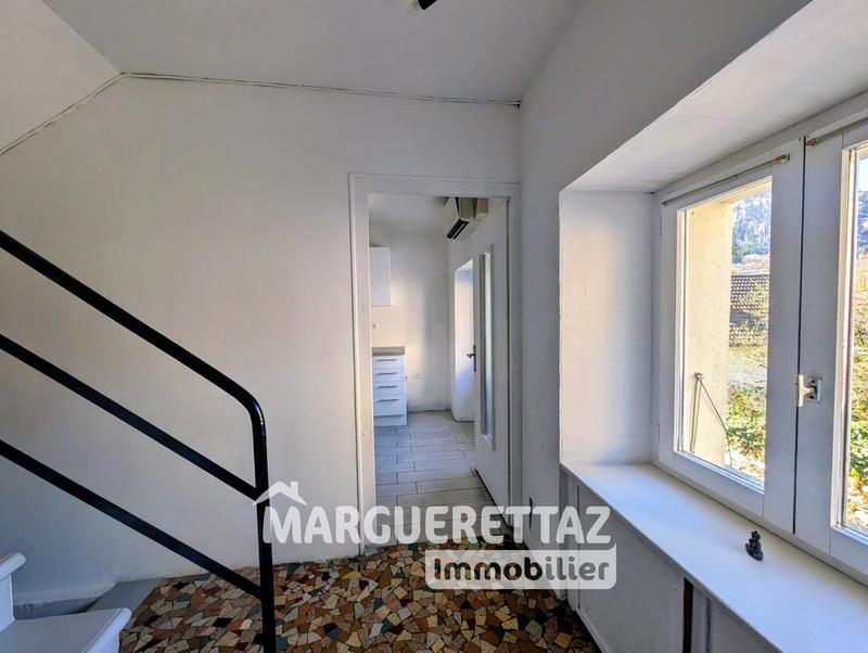 Appartement - 100 m² - 4 pièces