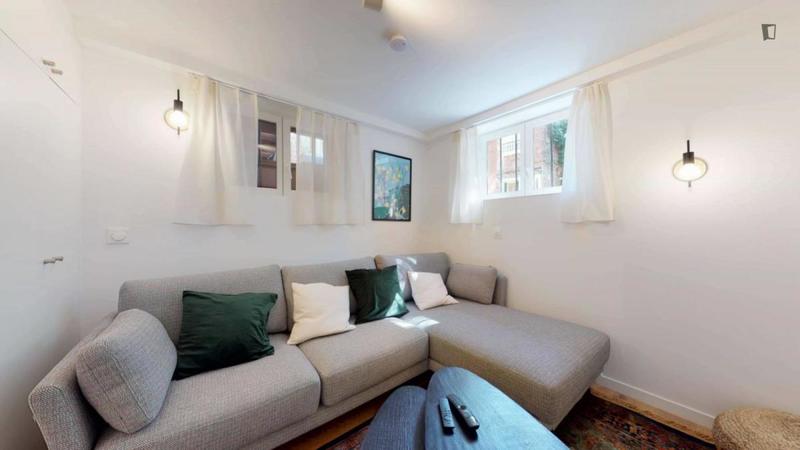 Chambre - 15 m² - 9 pièces