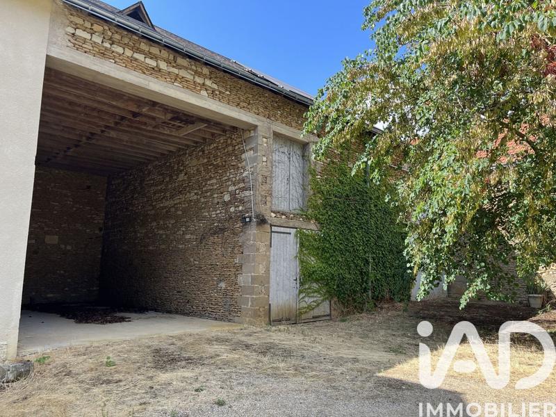 Maison - 247 m² - 8 pièces