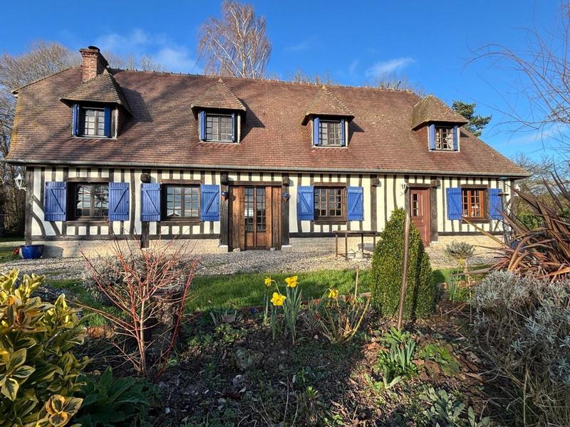 Maison - 176 m² - 8 pièces