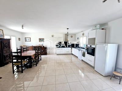 Maison - 86 m² - 5 pièces