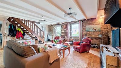 Maison - 95 m² - 5 pièces